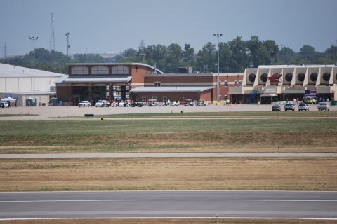 Photo of airport terminal at St. Louis Downtown Airport